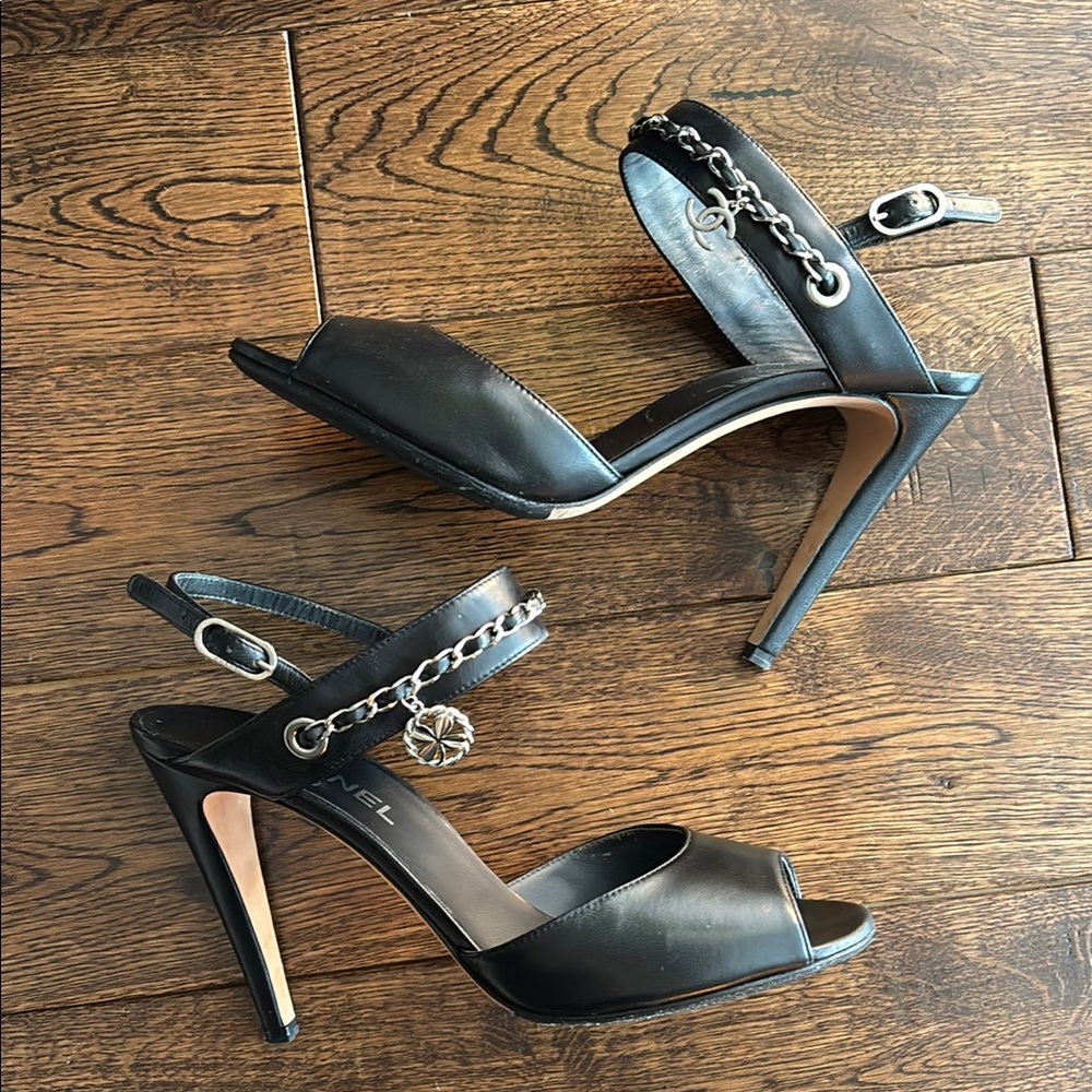 CHANEL Black Lambskin Heels
